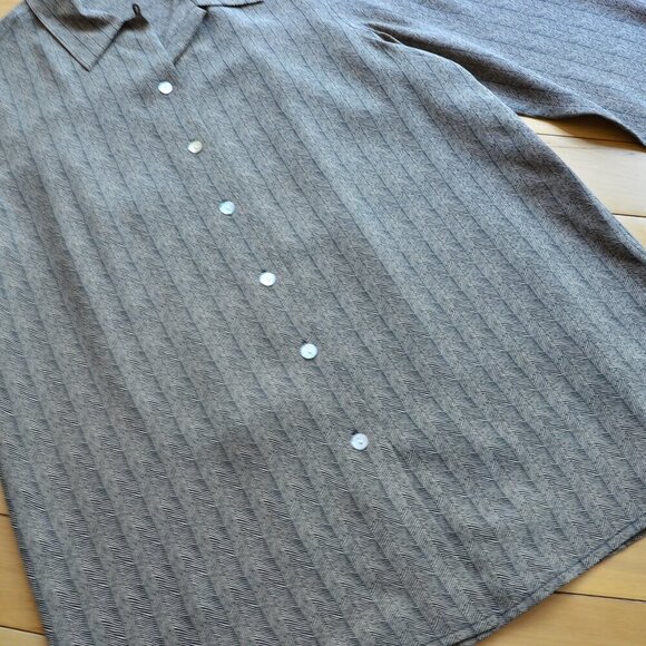 Patrick Christopher Silk Satin Blouse Button Up Size 10 - Picture 5 of 12